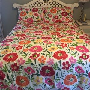 Pottery Barn queen duvet cover and shams.